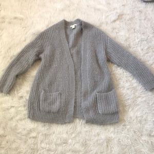 Grey oversized cardigan ❄️